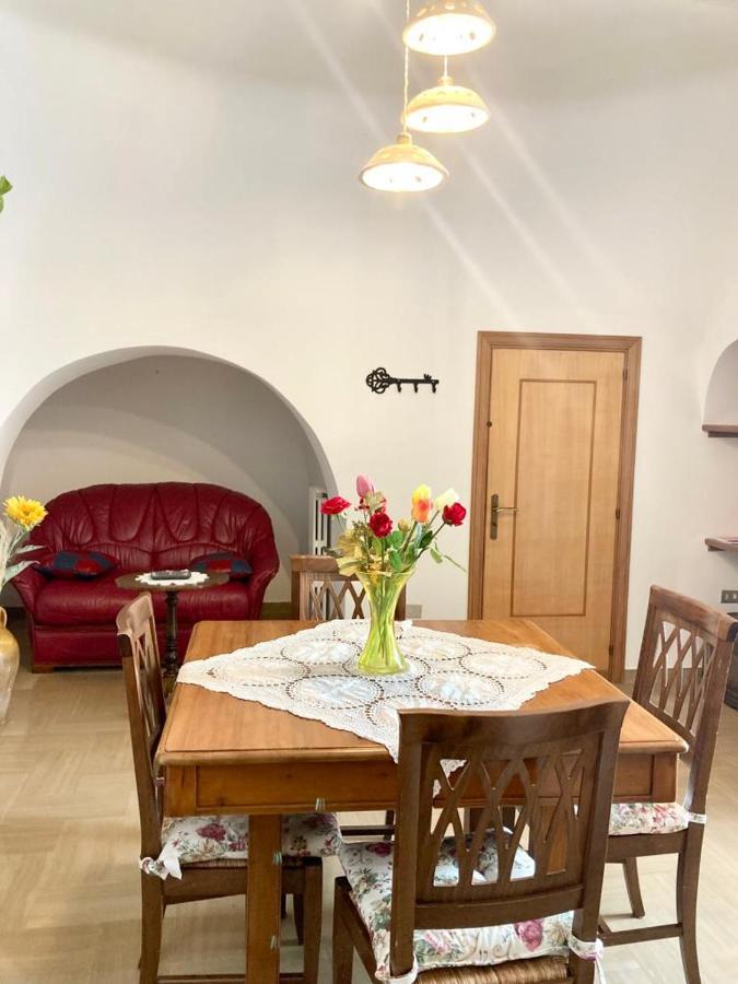 Trullo Il Nespolo Apartment อัลเบโรเบลโล ภายนอก รูปภาพ